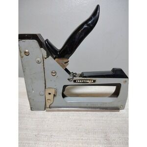Vintage Craftsman Heavy Duty Staple Gun 6844-M2 USA Hand Stapler Model 050 WORKS